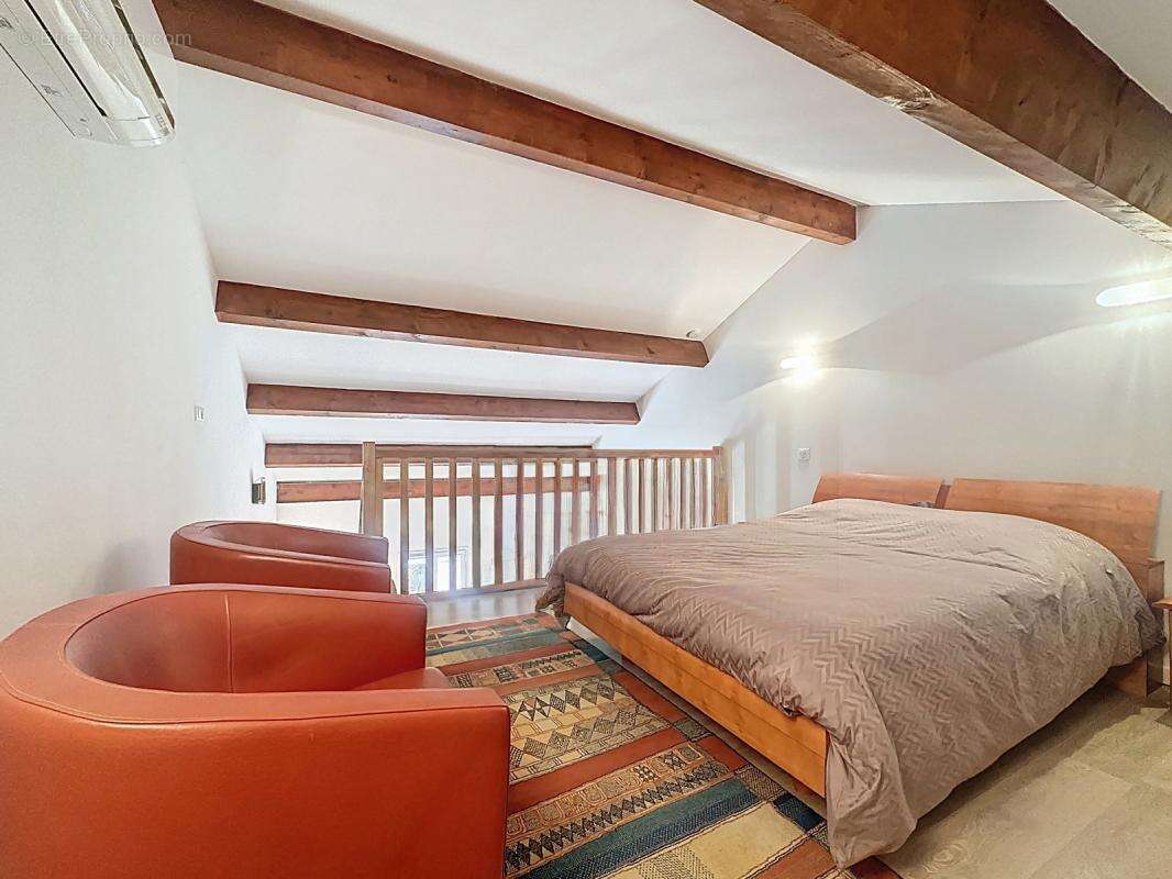 Maison à LES ANGLES