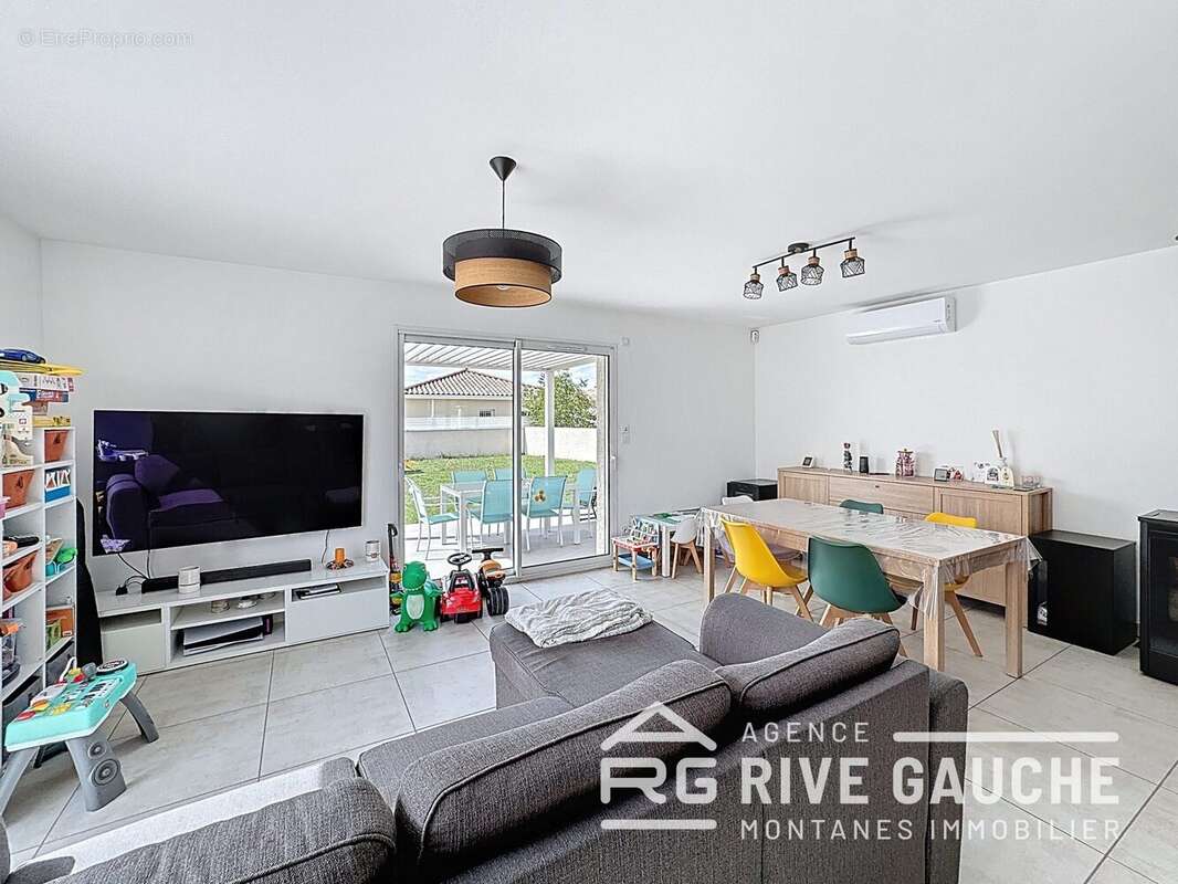 Maison à ROUSSILLON