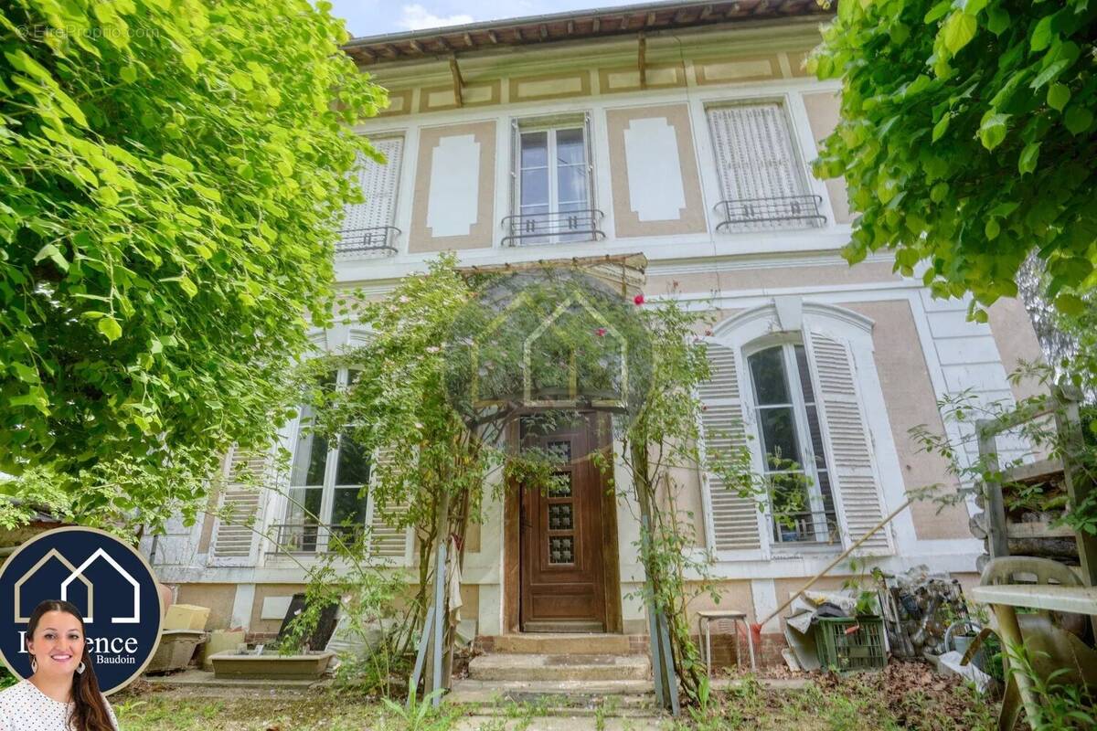 Maison à NOGENT-LE-ROI