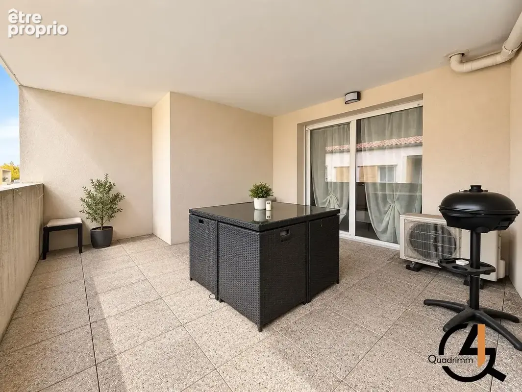 Appartement T3 63,51 m2 + Terrasse et parkings - photo 9