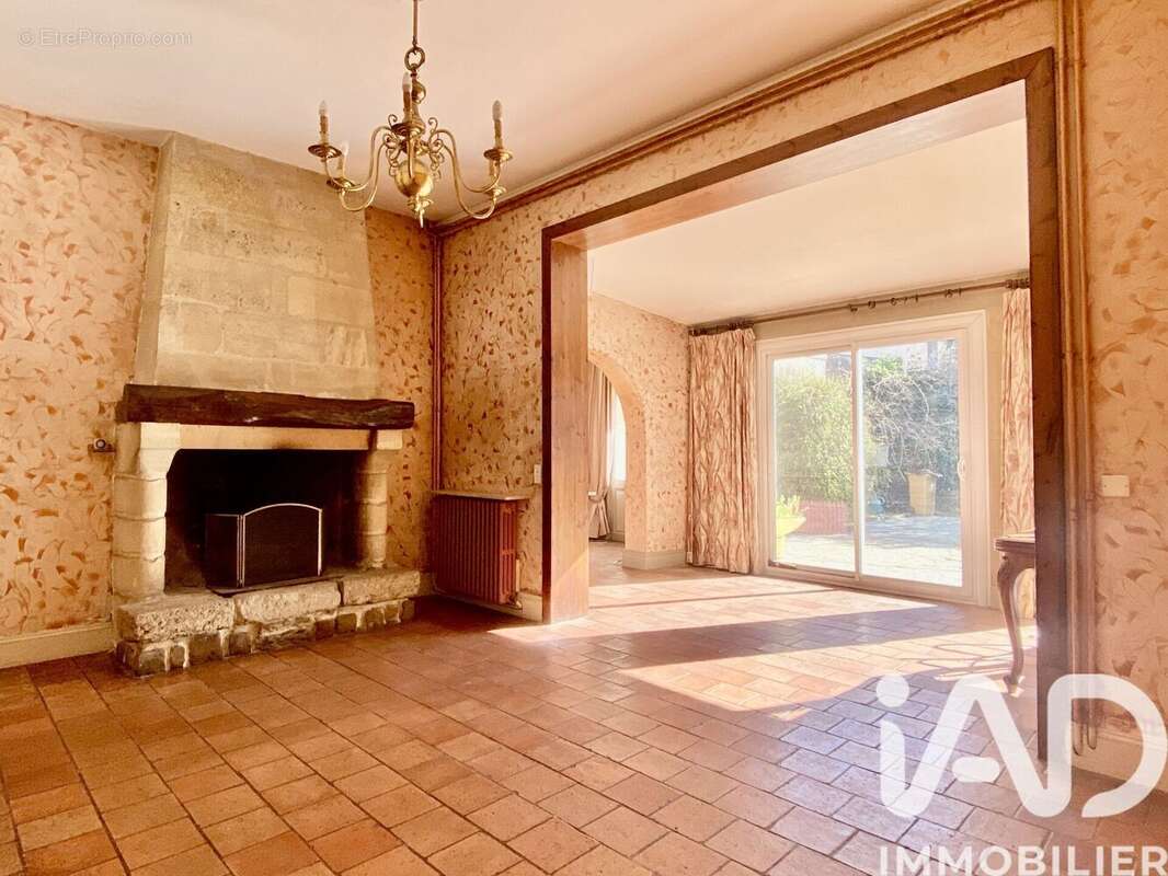 Maison 217 m² à Libourne  - photo 7