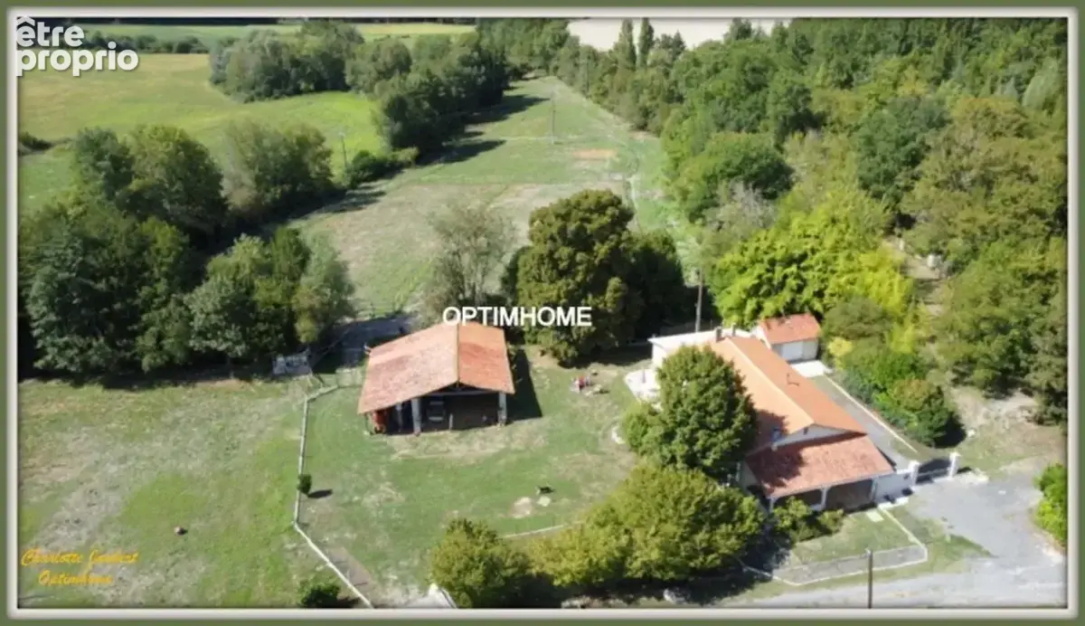 Ancien moulin rénové – 3,7 hectares au calme avec dépendances équestres - photo 20