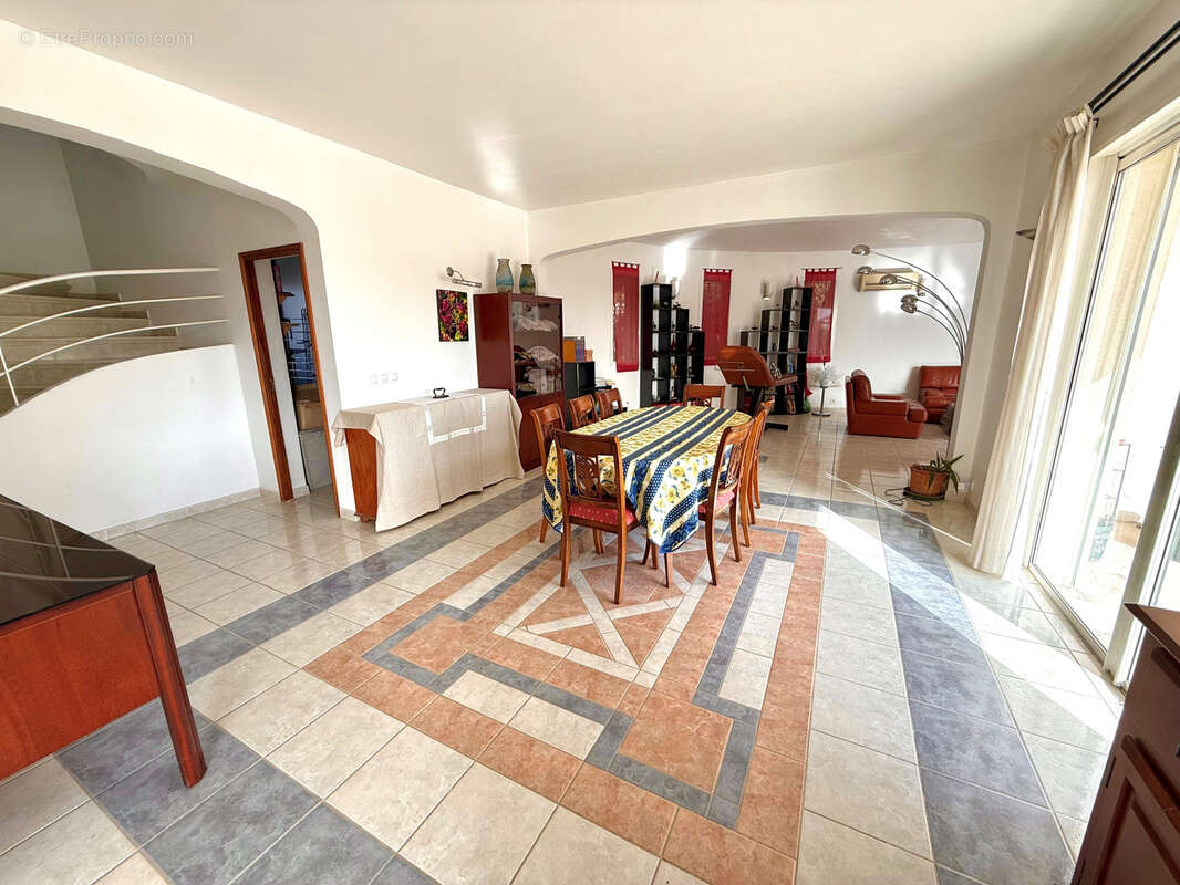 Maison à MARSEILLE-12E