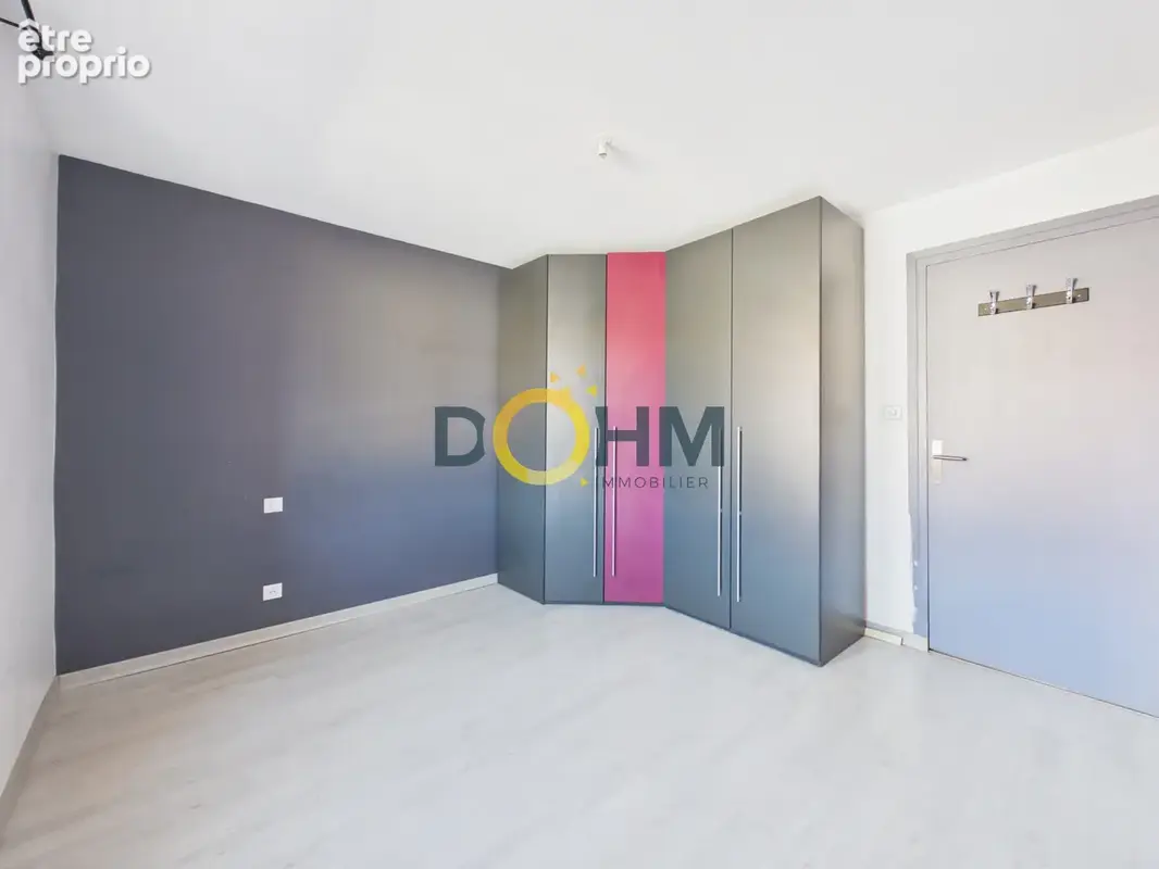 Appartement T4 de 109 m2 rénové avec goût au 1er étage avec ascenseur - photo 14