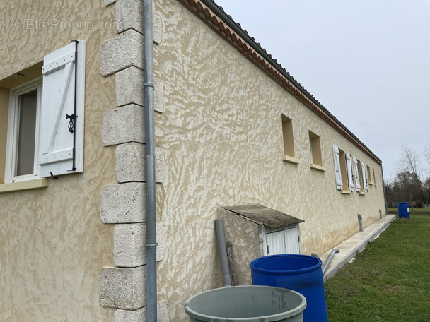 Maison à MONTPEYROUX