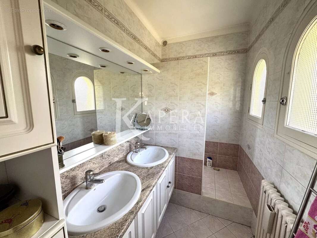 Maison à LA COLLE-SUR-LOUP