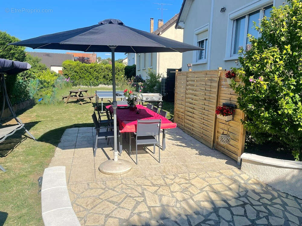 Maison à SURVILLIERS