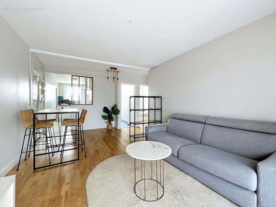 Appartement à BOIS-D'ARCY
