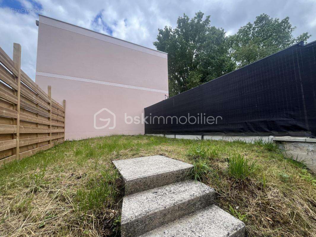 Maison à BAILLY-ROMAINVILLIERS
