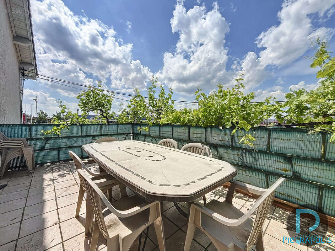 Appartement à VIRIAT