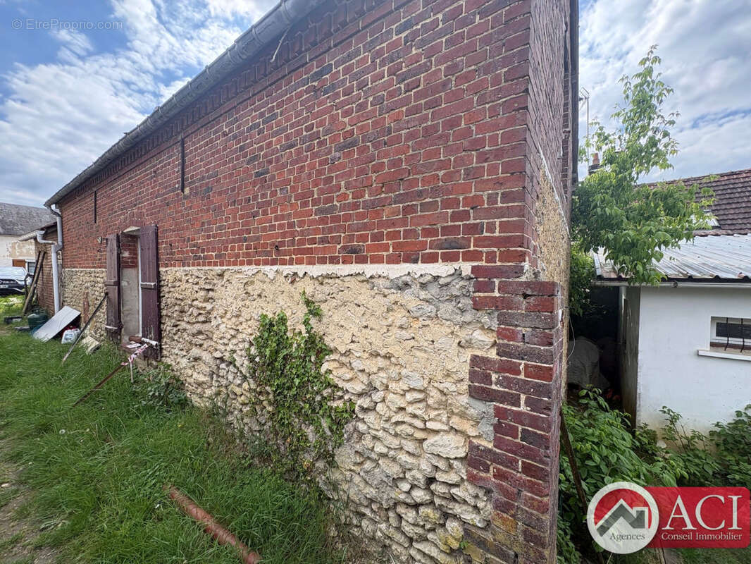 Maison à AMBLAINVILLE