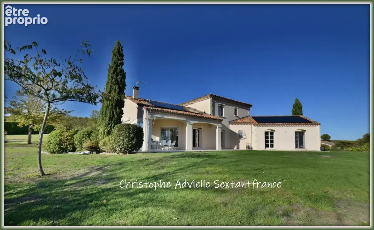 Belle contemporaine, 4 chambres, 2 salles d'eau, double garage, piscine sur 5118 M2 - photo 11
