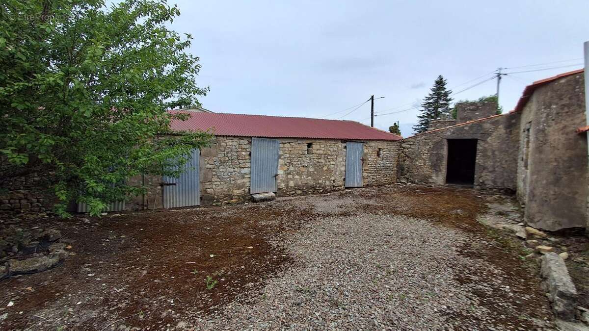 Maison à SAINT-VINCENT-SUR-JARD