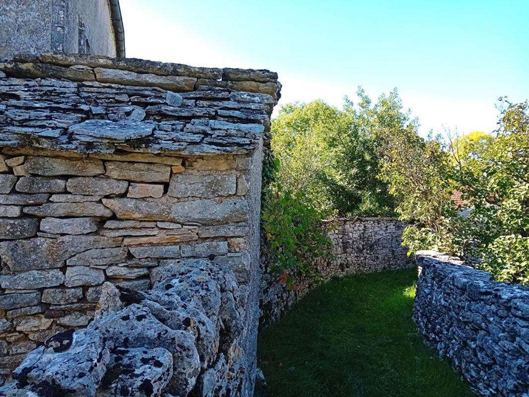 Maison à SAINT-JEAN-DE-LAUR