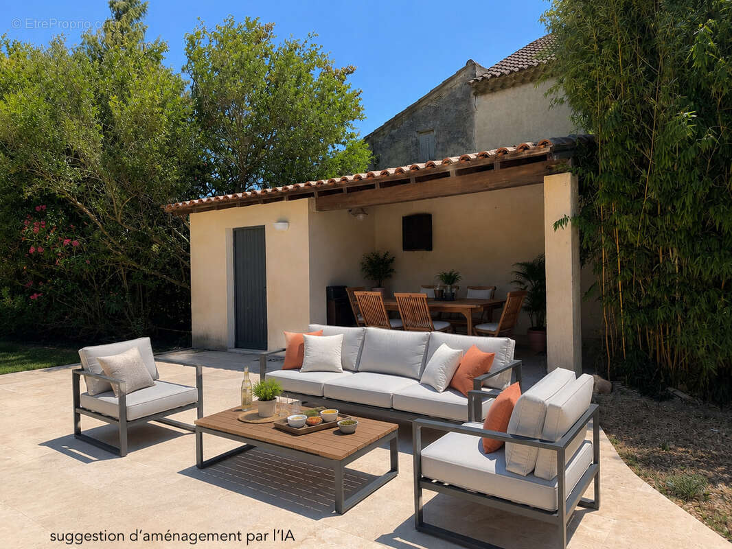 Maison à CADEROUSSE