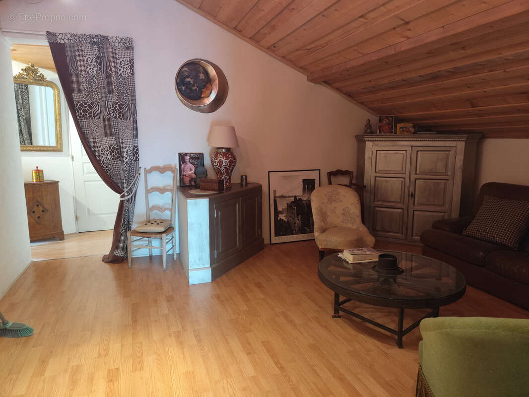 Maison à FRANCHEVILLE