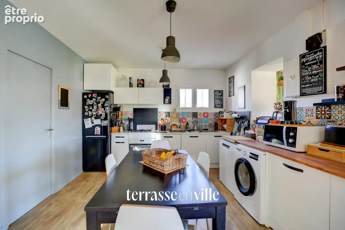 La ciotat - centre-ville - appartement de caractere  - vue 3 secs et crêtes- calme - parking - 399 000 € - photo 9