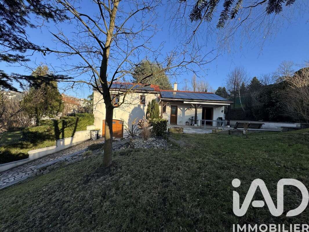 Photo 2 - Maison à SAINT-PRIEST-EN-JAREZ