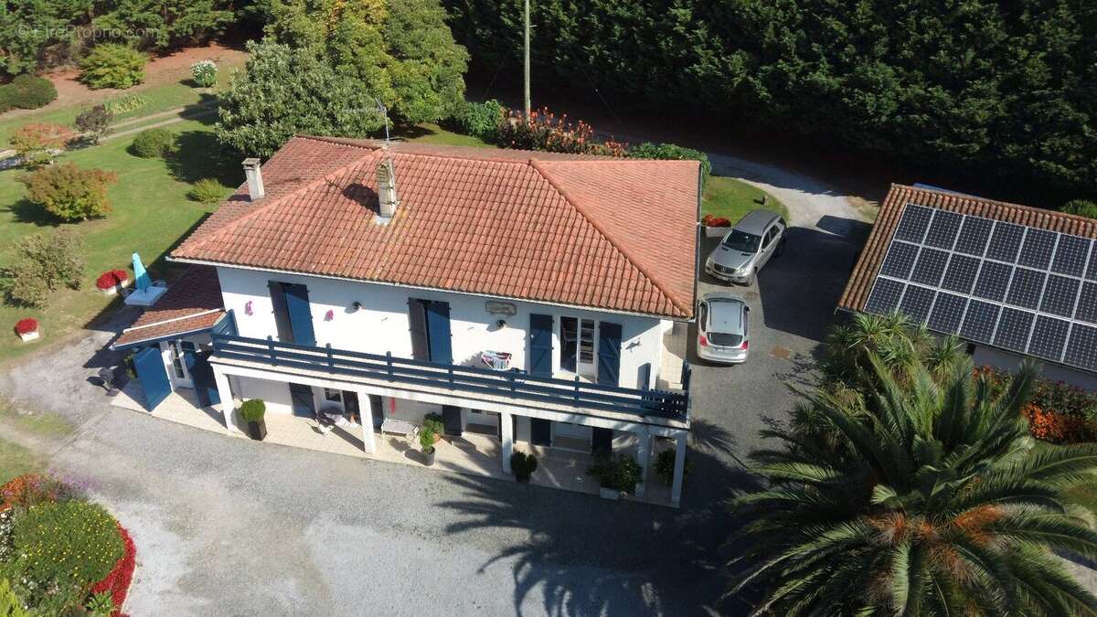 Maison à SAINT-MARTIN-DE-SEIGNANX