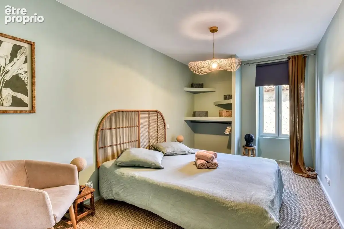 A Peyriac de mer,  maison + appartement, vue étangs. - photo 6