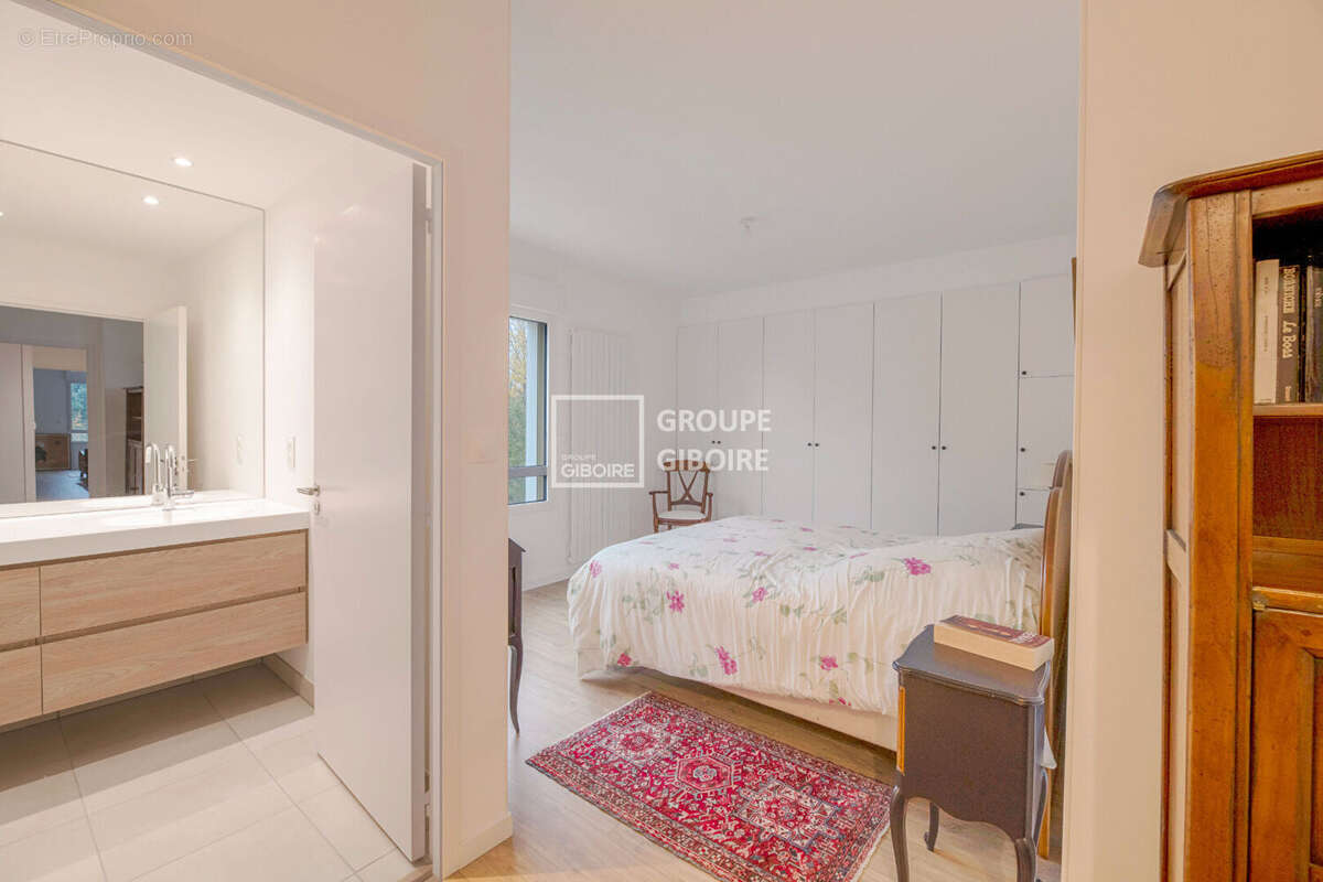 A vendre - agence giboire - appartement type 6 - 3 chambres - 123m² - cesson-sevigne - photo 5