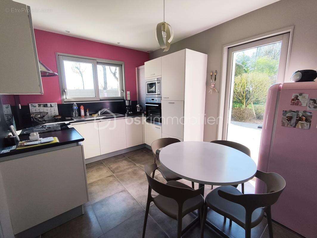 Maison à LA MEZIERE