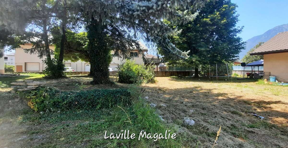 TERRAIN DE 553 m2 Quartier Albertin - photo 3