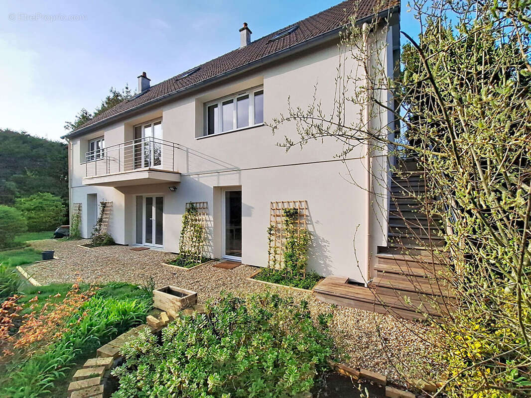 Maison à VARAVILLE