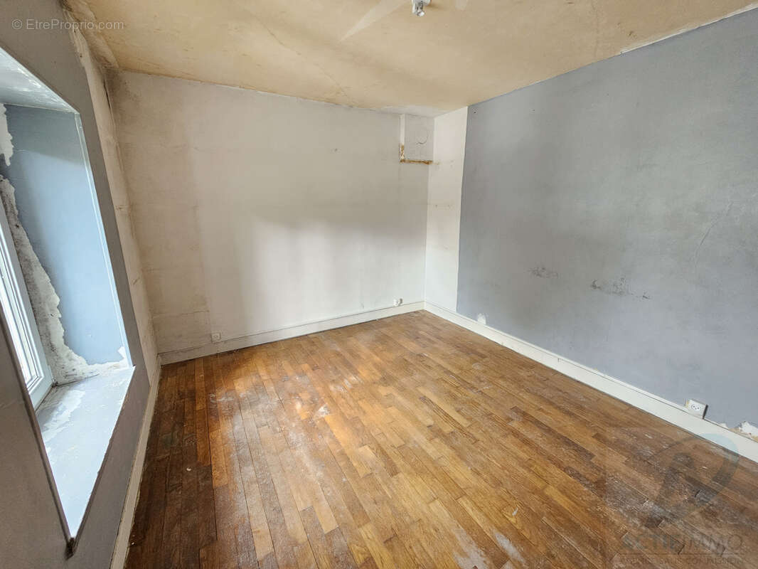  Maison à rénover. - photo 8