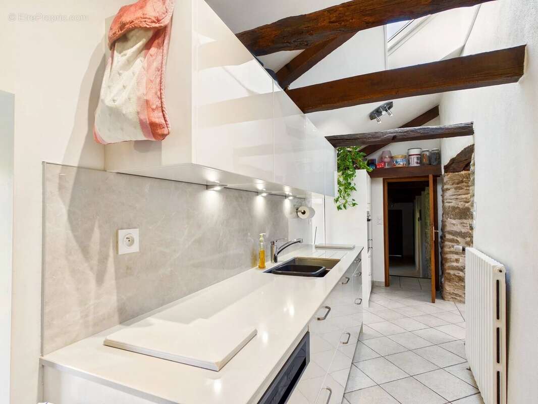 Maison à LA SALVETAT-PEYRALES