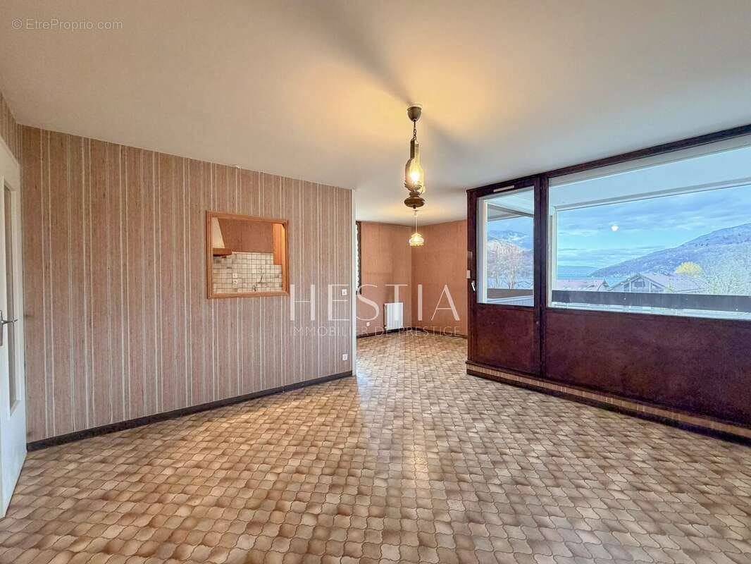 Appartement à DUINGT