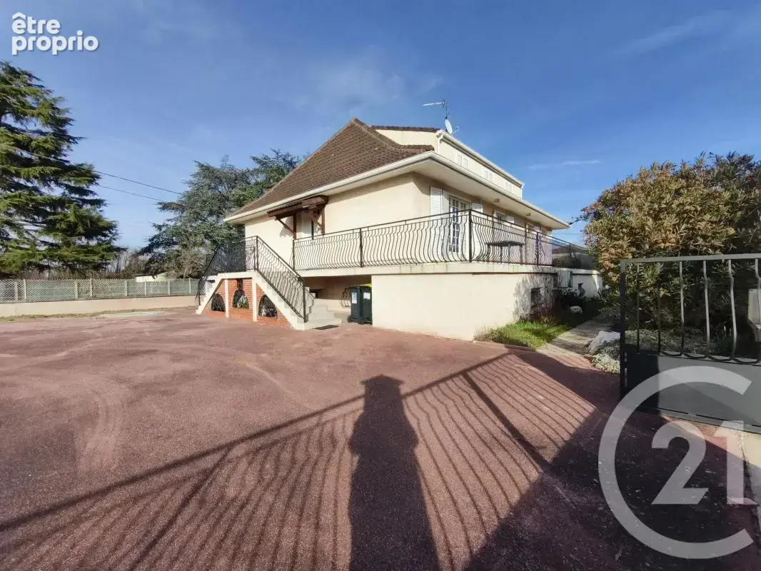 Maison 188 m² à Mions  - photo 16