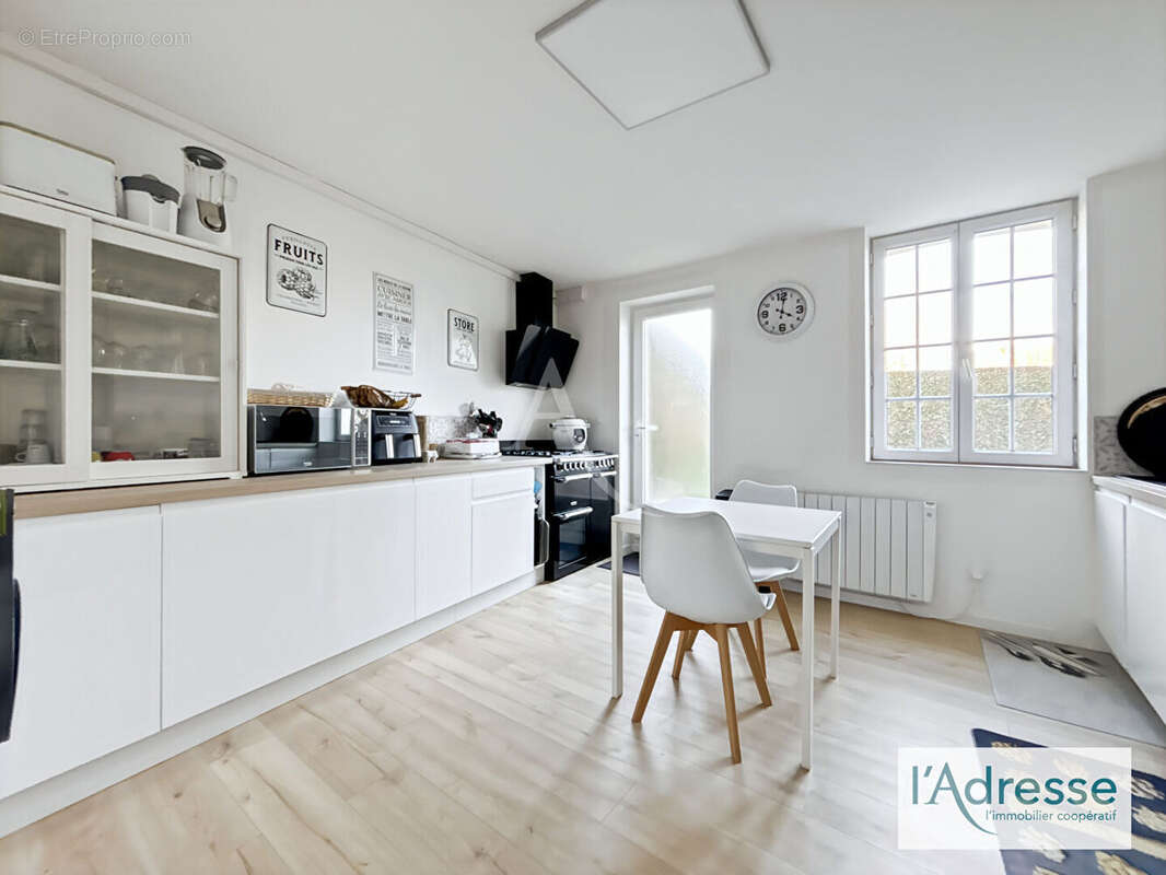 Appartement à FLEURY-SUR-ANDELLE