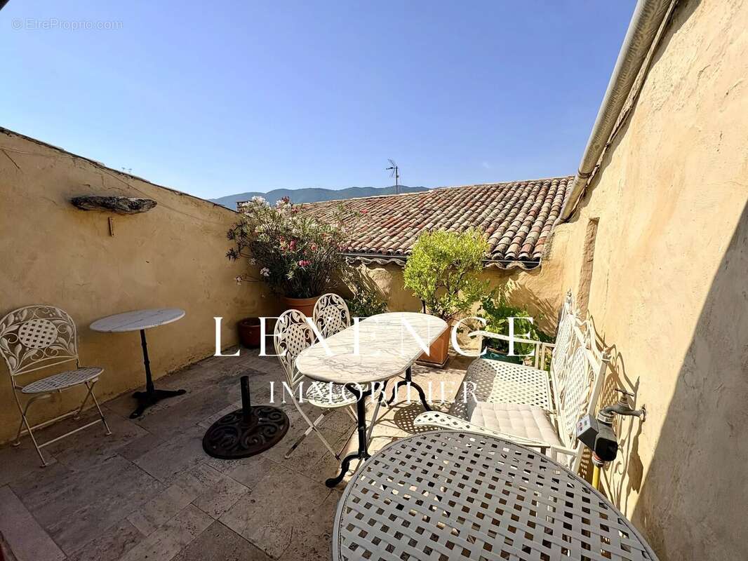 Appartement à SAINT-MARTIN-DE-CASTILLON