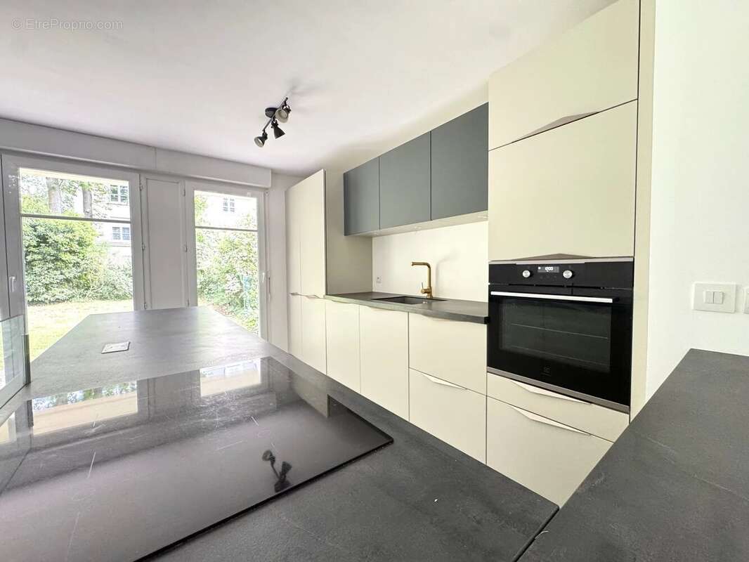 Appartement à LE PLESSIS-TREVISE