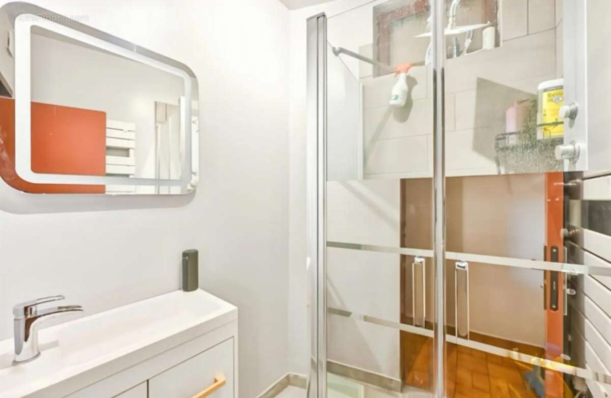 Appartement à VAUREAL