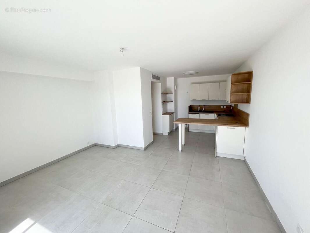 Photo 3 - Appartement à FREJUS