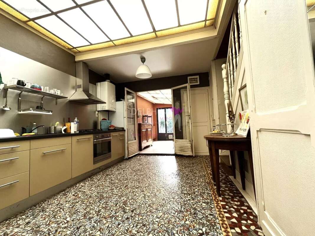 Superbe maison avec jardin - photo 2