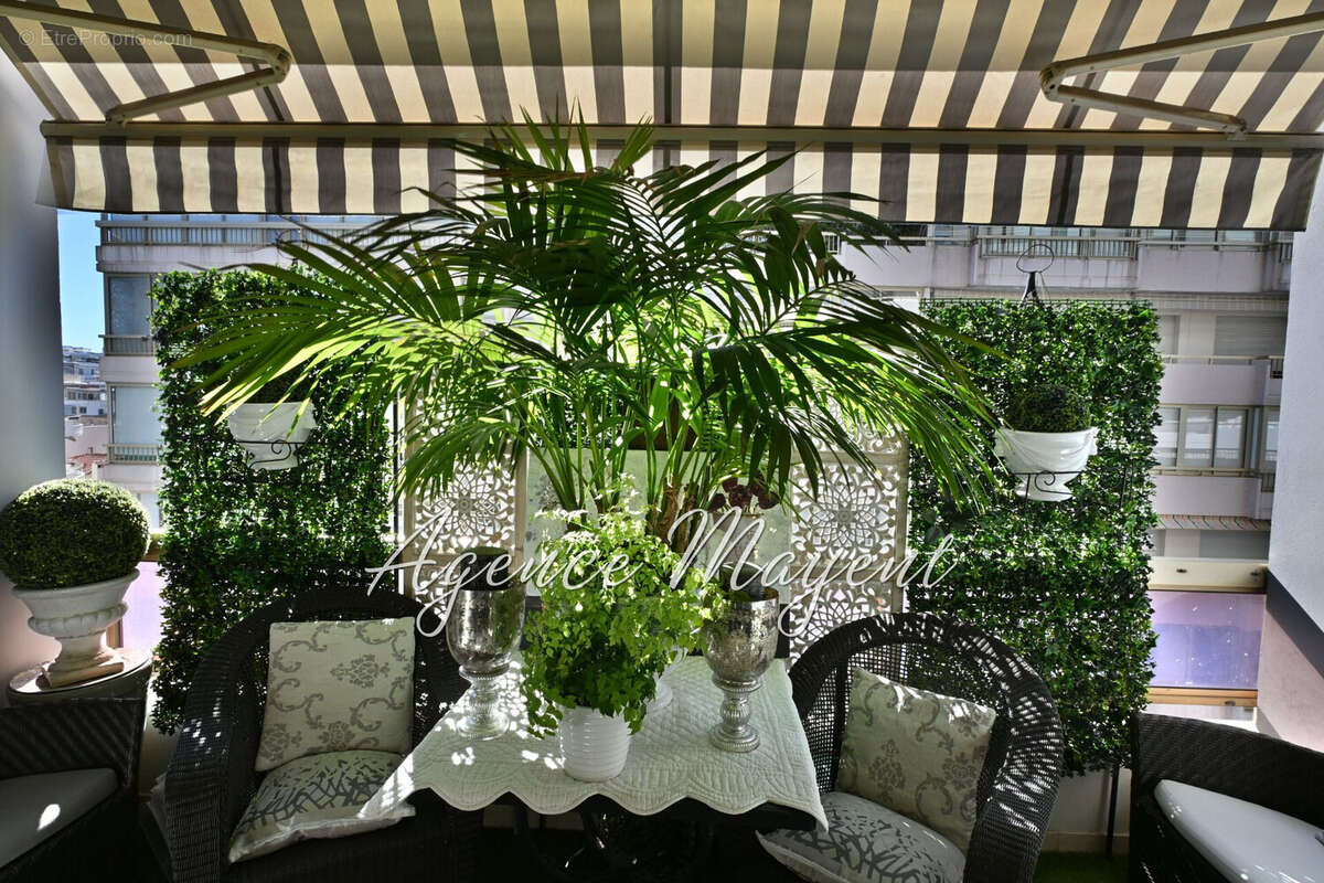 Appartement à CANNES