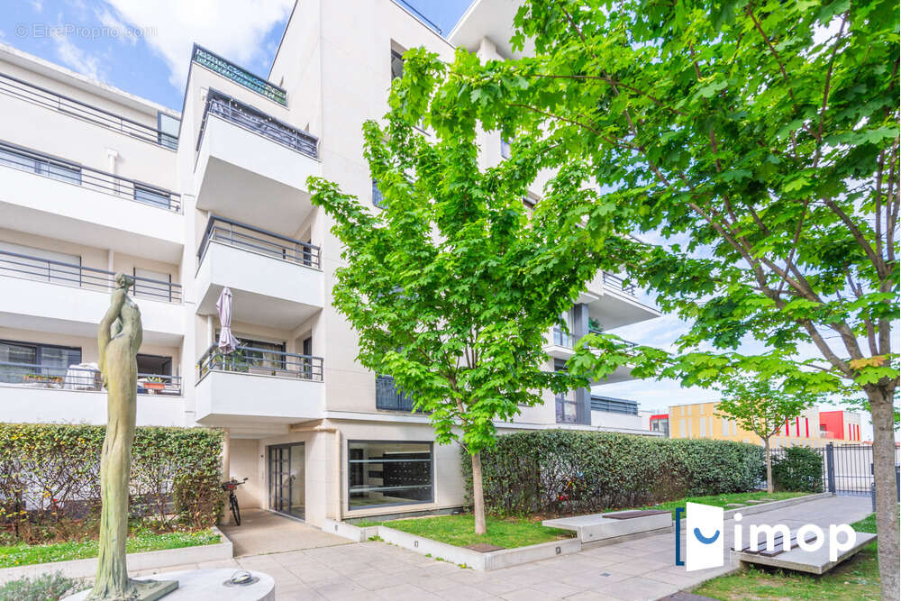 Appartement à COLOMBES