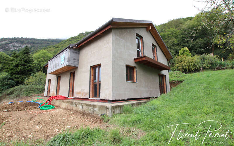 Maison à CULOZ