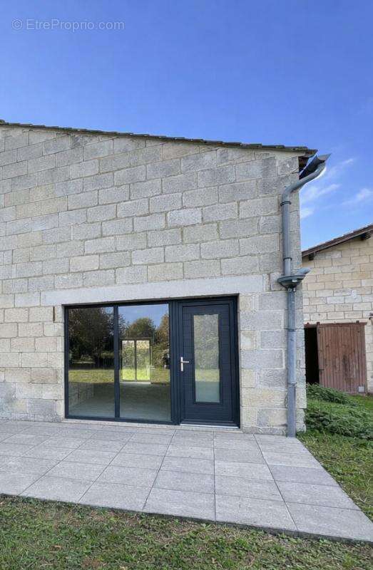 Maison à ARVEYRES