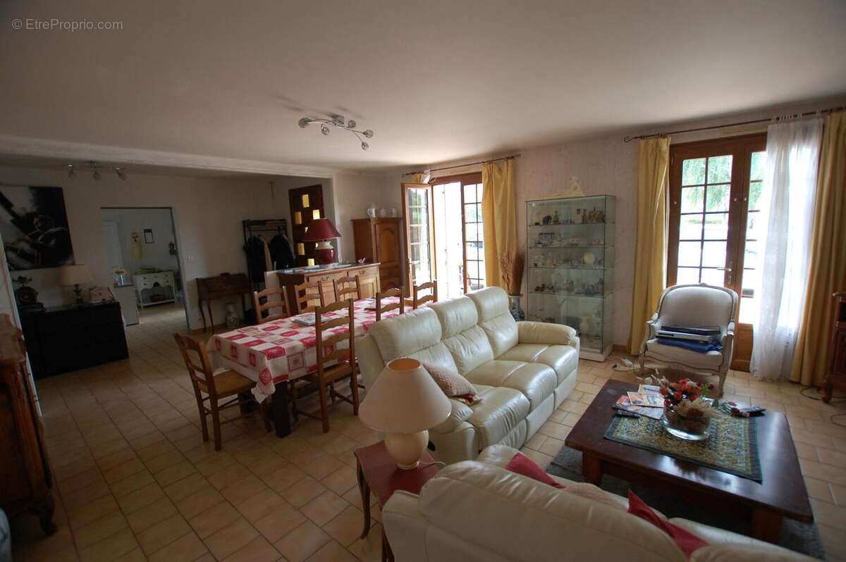 Photo 6 - Maison à SAINT-GERMAIN-DE-LUSIGNAN