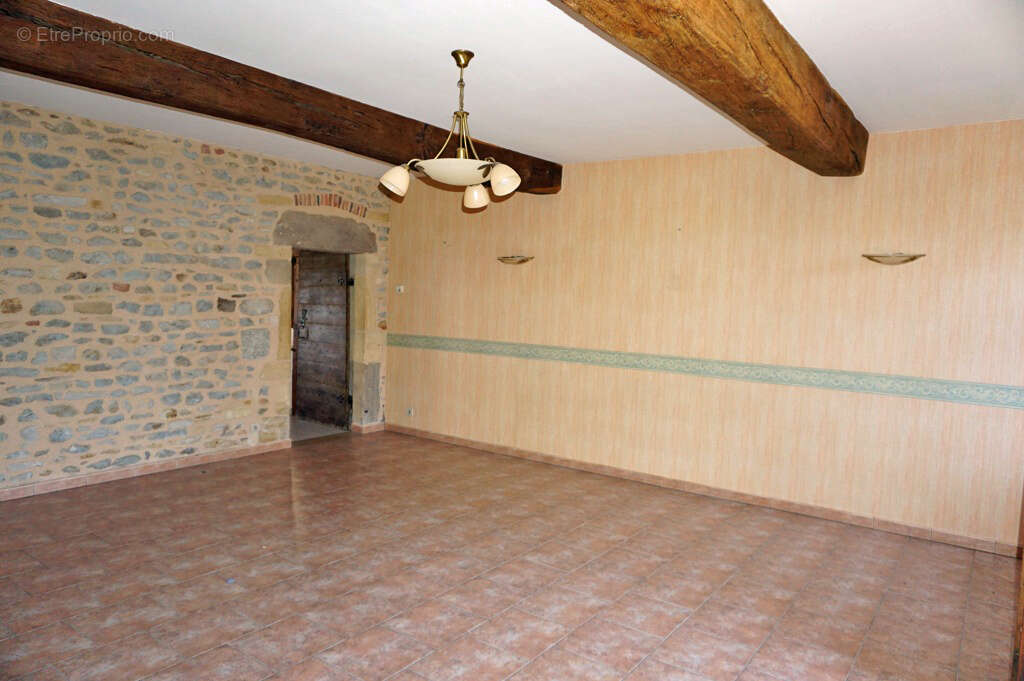 Maison à PARAY-LE-MONIAL