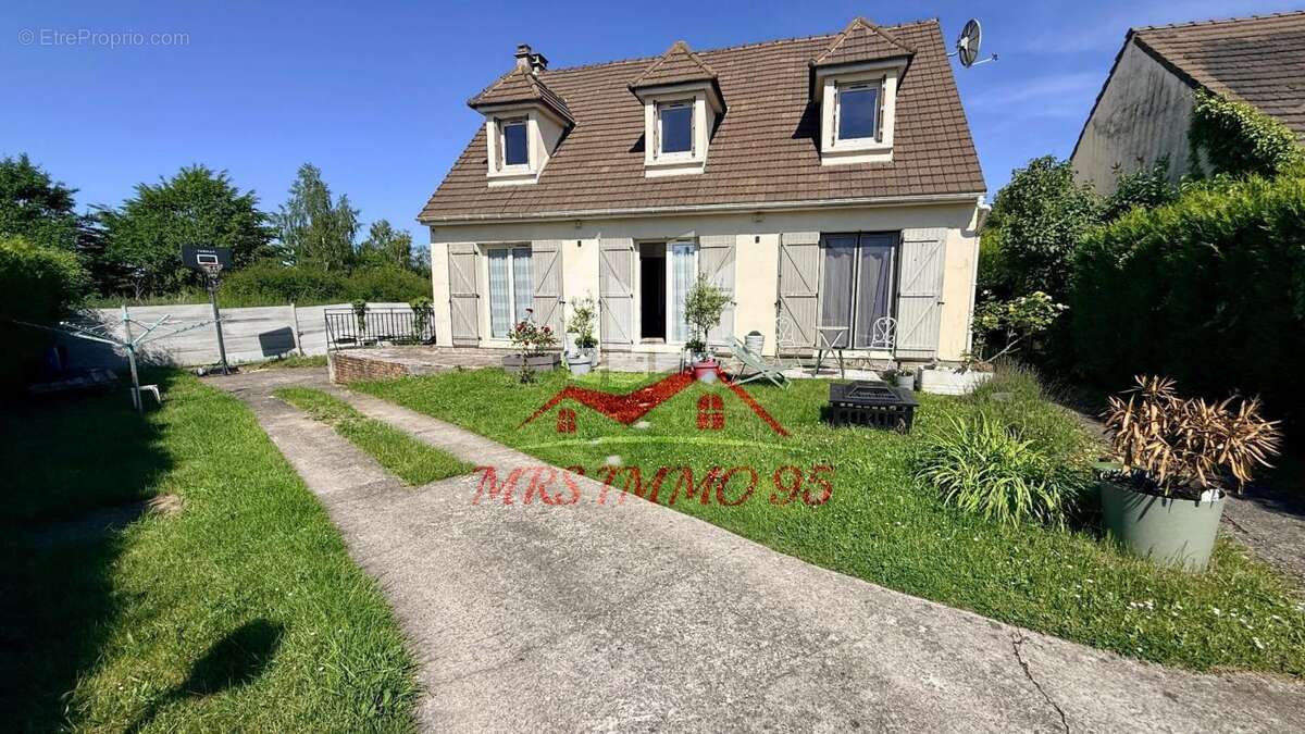 Maison à ORRY-LA-VILLE