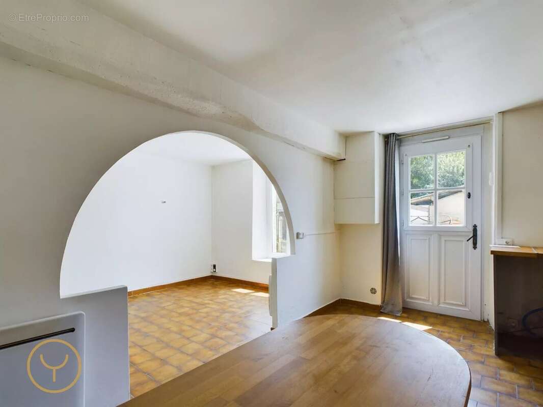 Maison à ROMILLY-SUR-SEINE