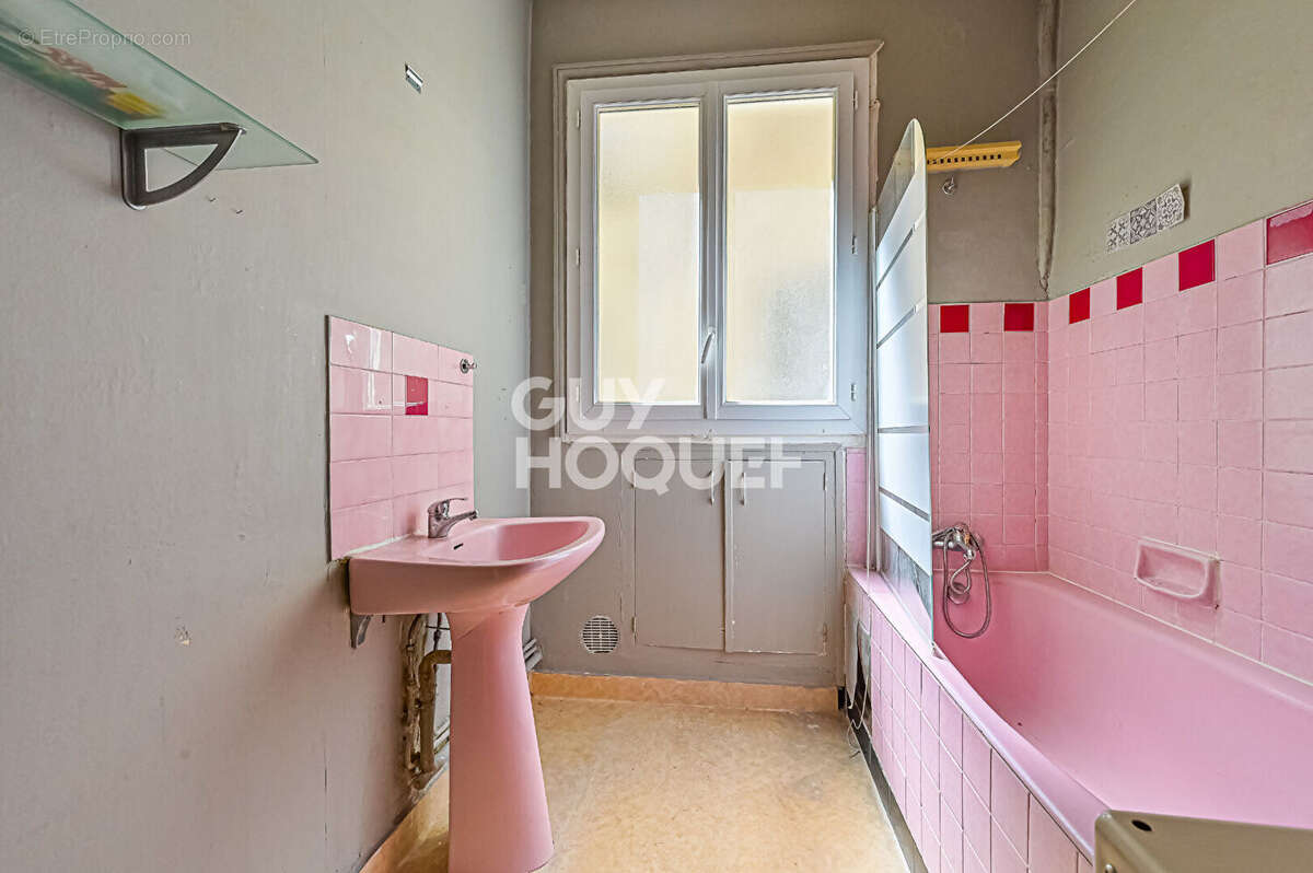 Appartement à PARIS-12E