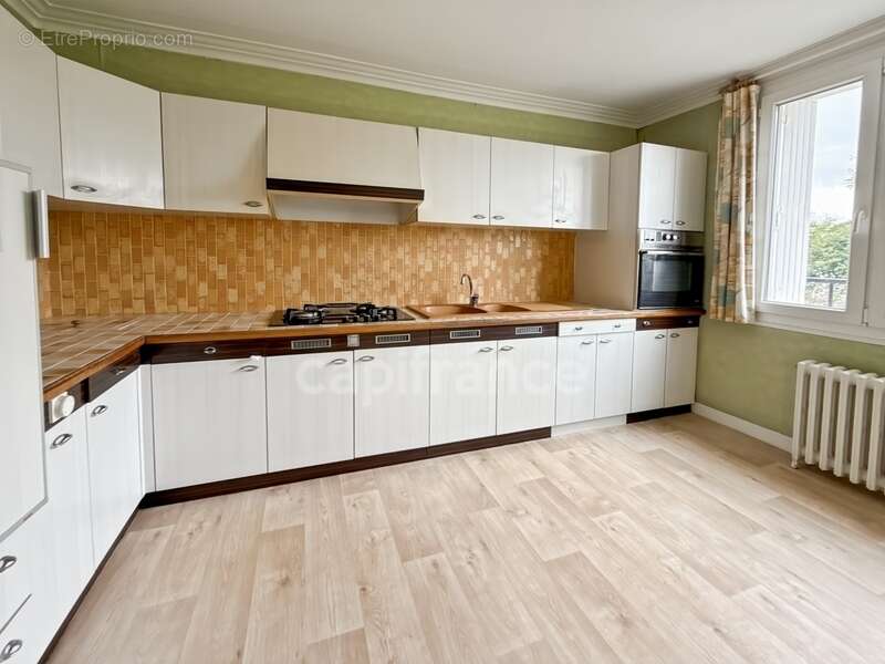 Maison à LE RELECQ-KERHUON