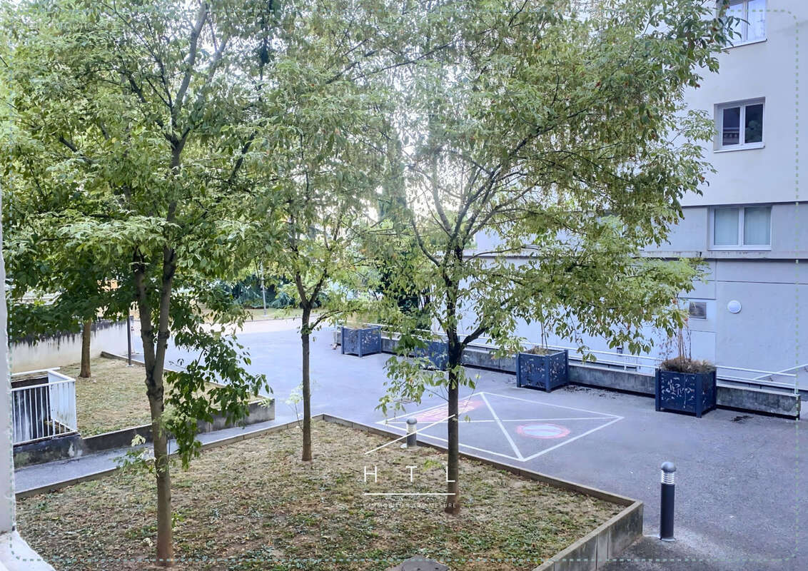 Appartement à CALUIRE-ET-CUIRE