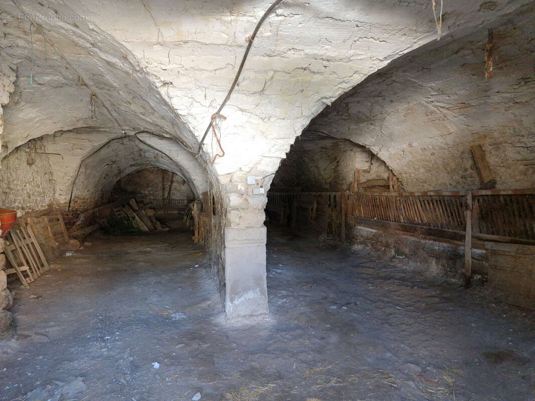 Autre à SAINT-ANDRE-DE-ROSANS